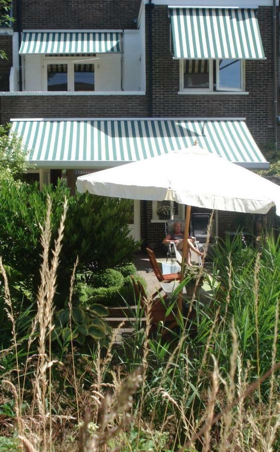 Bed & Breakfast Frans Hals ฮาร์เลม ภายนอก รูปภาพ