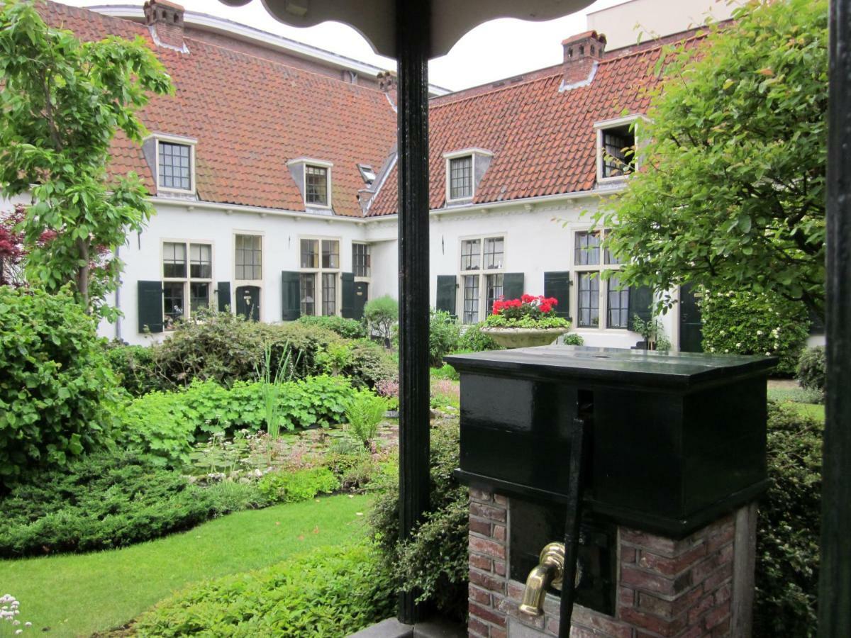 Bed & Breakfast Frans Hals ฮาร์เลม ภายนอก รูปภาพ